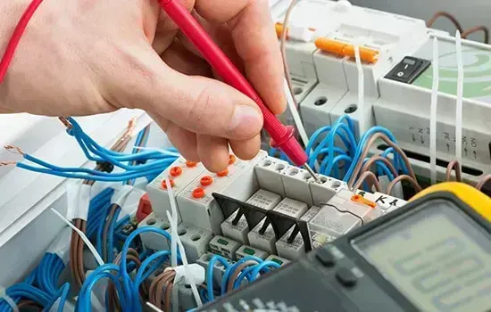 Professional electrician in Totteridge